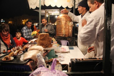 甘くてスパイシーなジンジャーティーの味わい