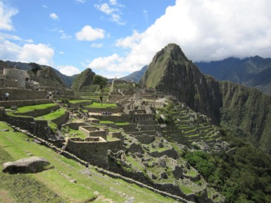 断崖の存在を思い出させる雲の演出