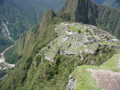 空中都市ではなく大地に根ざした命の場
