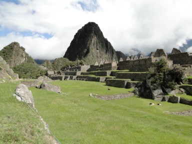 観光客が再現するかつての活気