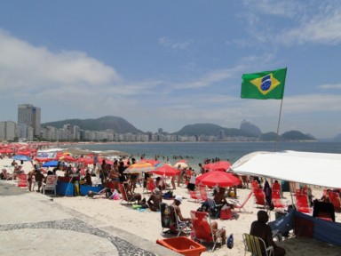 陽気な人々の理由がわかる街の空気