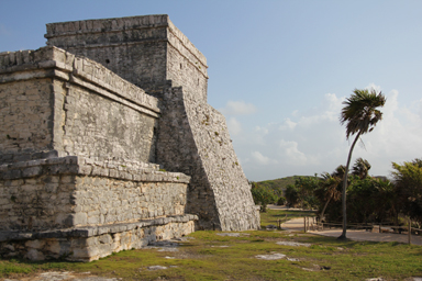 海を見つめるときに感じる太古の記憶