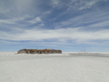 塩でできたホテルの不思議な質感