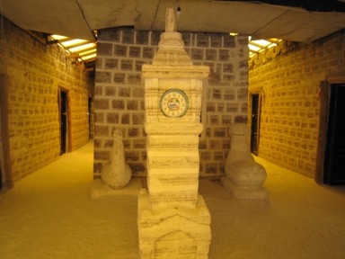 音を吸い込むような塩の静寂