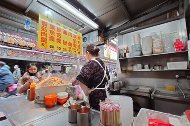 基隆廟口夜市のおこわごはんの屋台