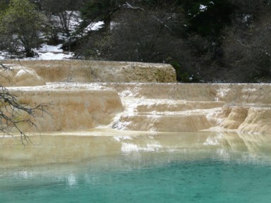 見ただけで幸せになれる黄龍の池