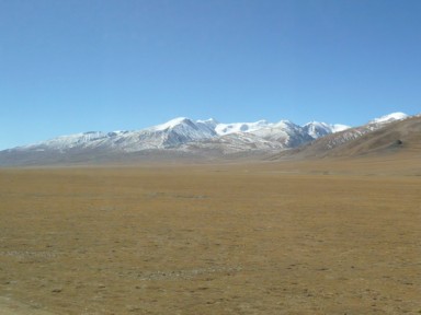 青蔵鉄道から雄大な絶景以外何もなし