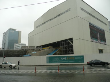 全焼後の南大門の何もない風景