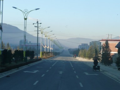 開発が進み道路がまずきれいに造られたシャングリラ