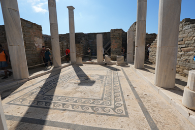 古代のデザインが残るデロス島の遺構