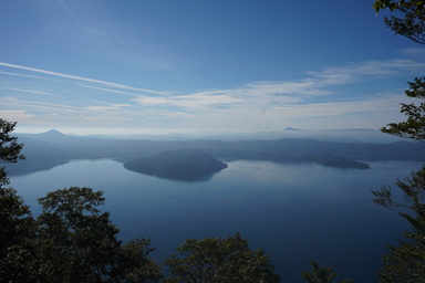 滝ノ沢峠展望台からの十和田湖