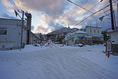 函館元町の坂のある街並み