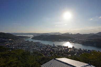 尾道の展望台からの街並み