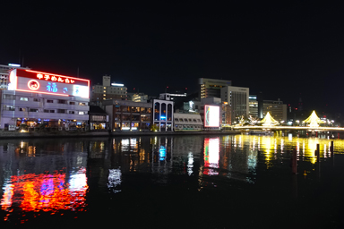 中洲の夜の街並み