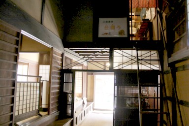 手作りの味わいある作品