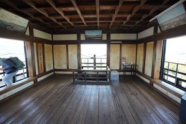 高知城の天守の木の床