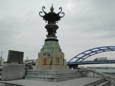 丸亀の夜景と光のゆらぎ