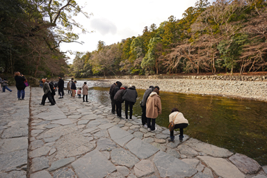 伊勢神宮の御手洗場
