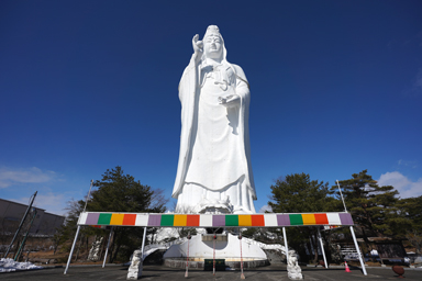 仙台大観音の巨大像