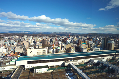 マリオス展望室からの盛岡駅