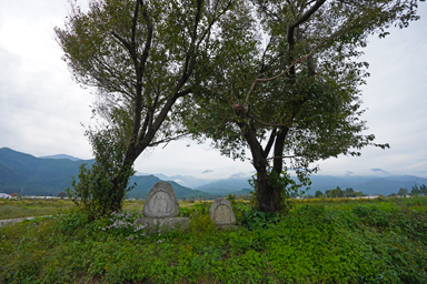 安曇野の常念道祖神