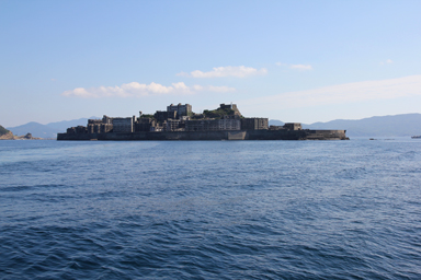 船の上からの軍艦島