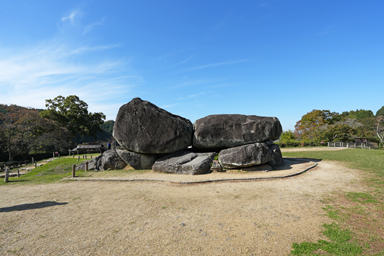 石舞台古墳の巨石