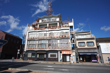 長浜の町並みと長浜タワービル