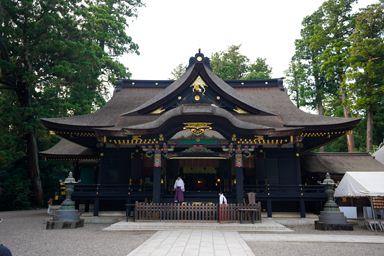 香取神社の黒い本殿