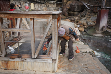 つぼ湯の野菜と卵
