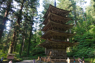 羽黒山の五重塔