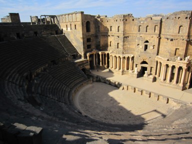 ボスラのローマ劇場の観客席からの景色