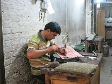 グランドバザールの作り手の顔が見えるシンプルな世界