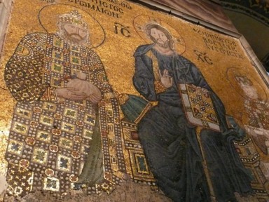 アヤソフィア内部に残るキリスト教のモザイク画