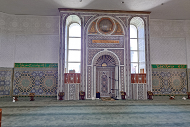 フローティング・モスクの内部の壁の細かすぎるタイルの飾り