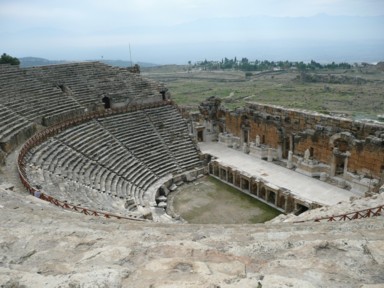 ヒエラポリスにある巨大な円形劇場