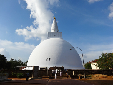 上座部仏教が広がる起点となった地の風景