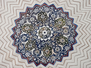 フマユーン廟の天井にある繊細な模様。