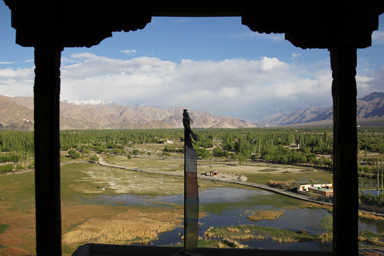 上ラダックのシェイ・ゴンパからの山々の景色