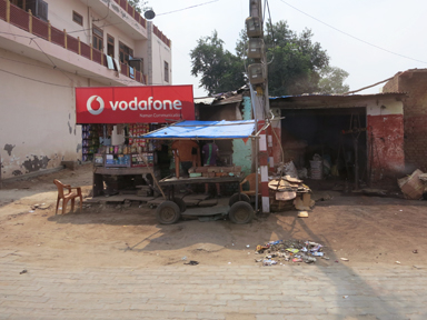 異国で出会う日本語に感じる安心感。