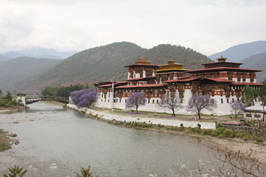 静かな時代のプナカの風景