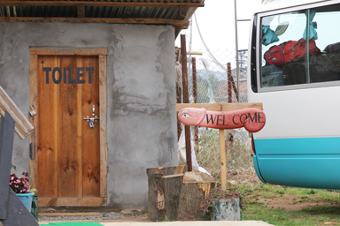 ユーモアのあるトイレ表示