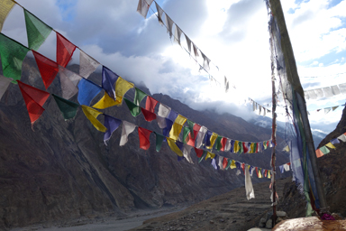 トゥルトゥクのはずれにある小さな仏教寺院のトゥルトゥク寺