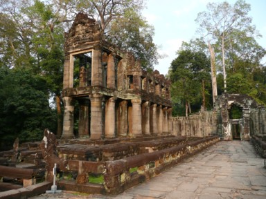 ローマ風の2階建てのプリア・カンの遺跡