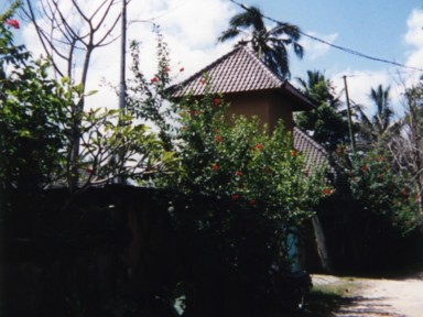 小さな村の小さな食堂での休憩