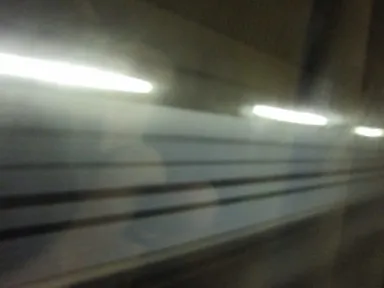 スエズ運河の下を通るトンネルの景色