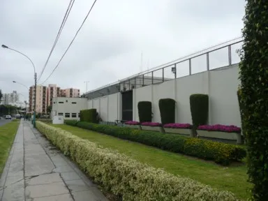 リマの厳戒態勢が続く日本大使館の建物