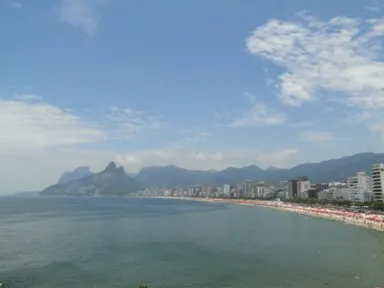 リオデジャネイロのイパネマ海岸とモロ・ドイス・イルマンスの景色の見どころ
