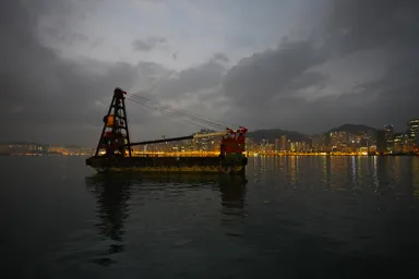 香港の早朝の海辺の風景