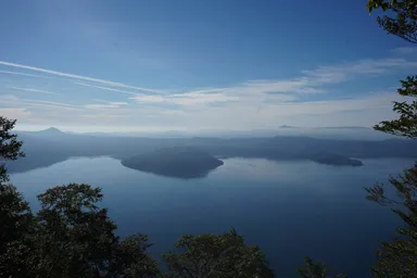 青森の御鼻部山展望台からの十和田湖 